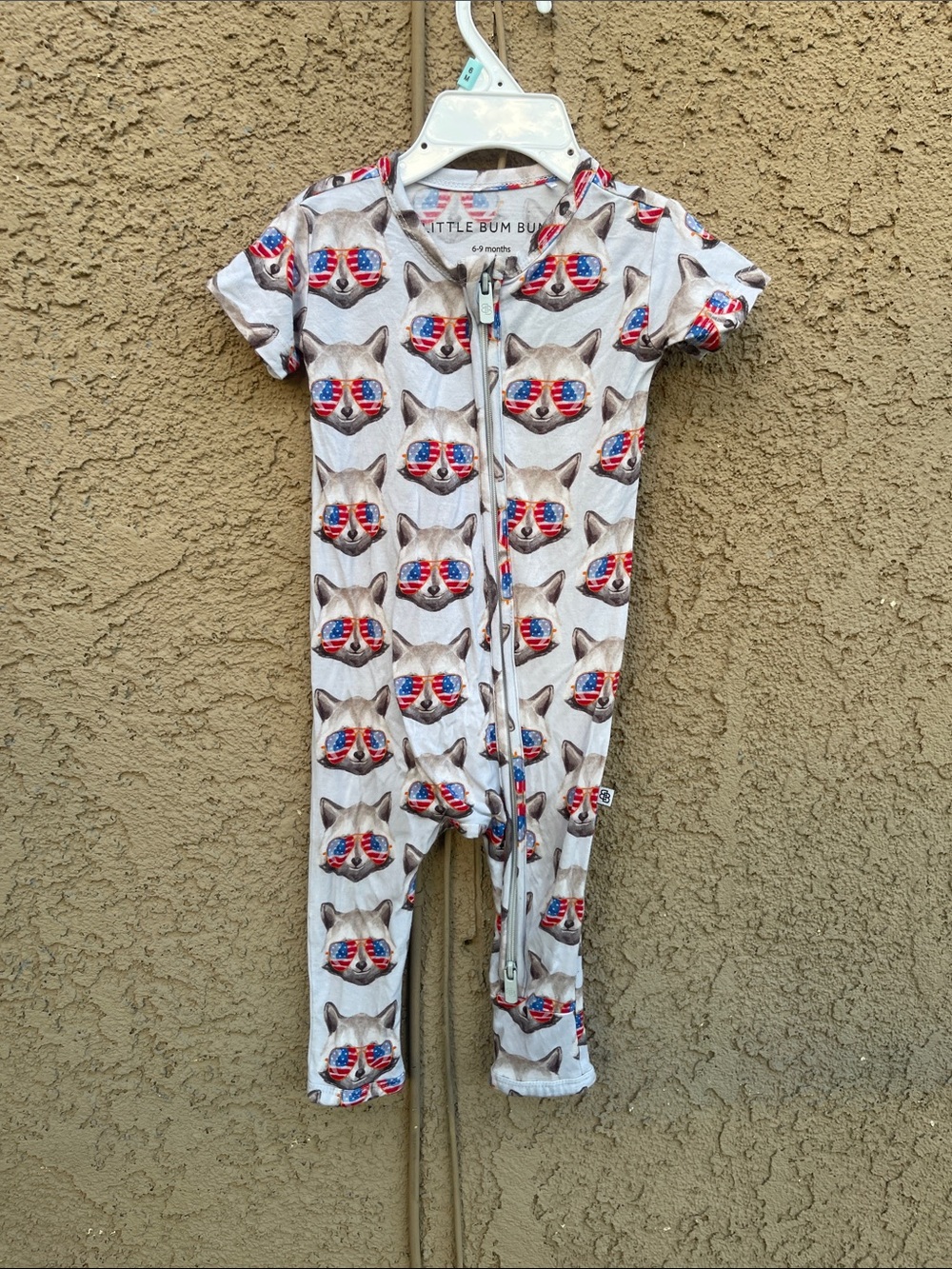 Little Bum Bums Cream Kids One-Piece with American Flag Cat Print Sz 6/9M